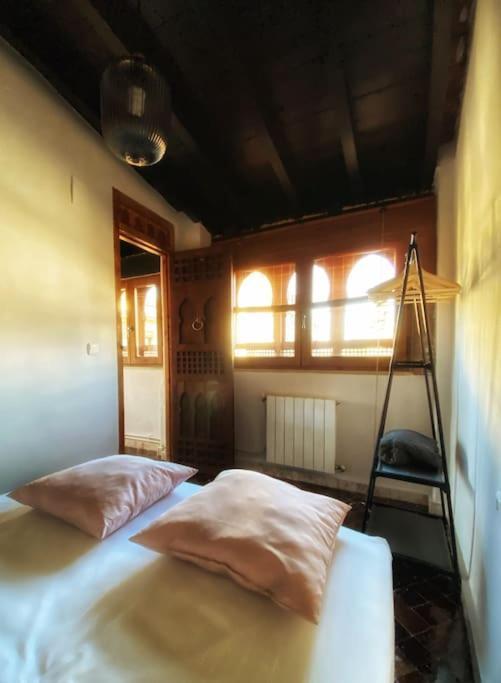 Private Apartment - The Lover'S Nest - Apt Privado Granada Esterno foto