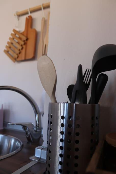 Private Apartment - The Lover'S Nest - Apt Privado Granada Esterno foto